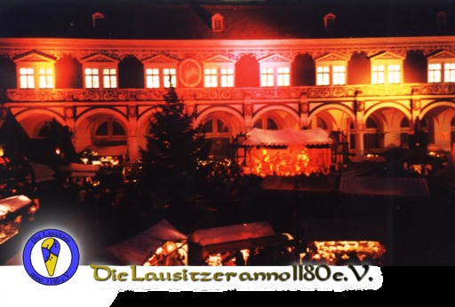 Mittelalterlicher Weihnachtsmarkt im Dresdner Stallhof